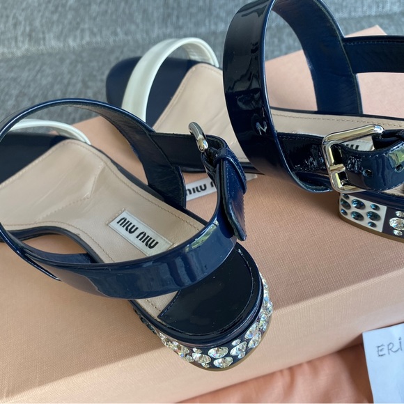 Authentic Miu Miu Patent Leather shoes Navy Cream size 37.5 - Picture 12 of 13